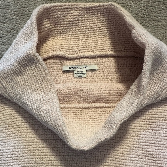 O’Neill cowl neck sweater - Picture 3 of 5